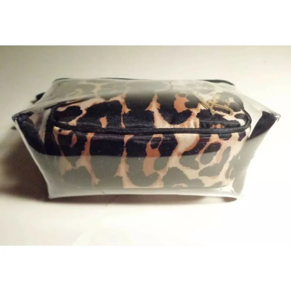 NWT Victoria's S Set 2 Pc Leopard Cosmetic Bag Duo